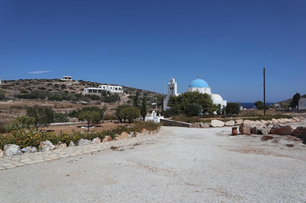 Taxiarchis Studios Agios Georgios  외부 사진