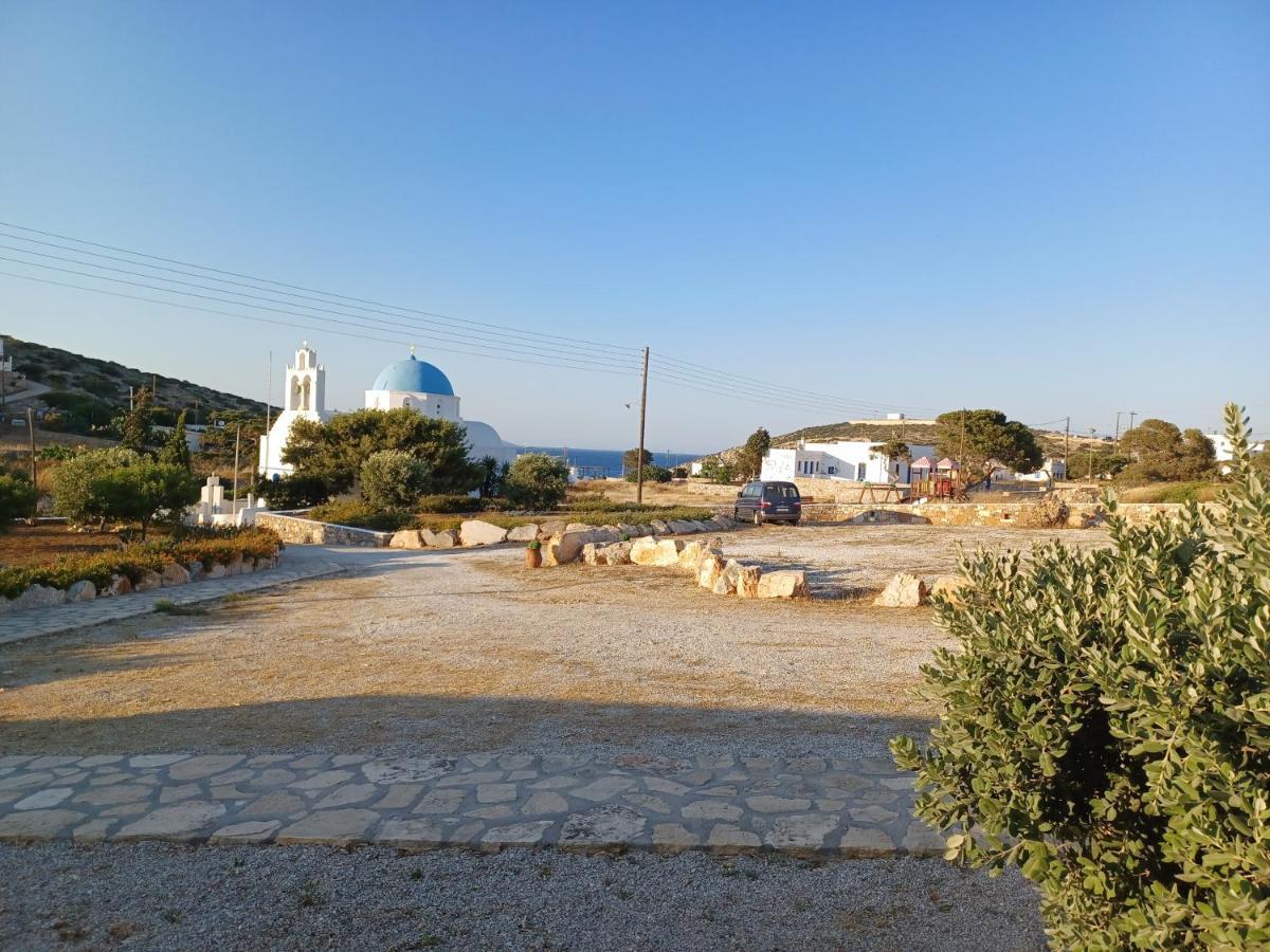Taxiarchis Studios Agios Georgios  외부 사진
